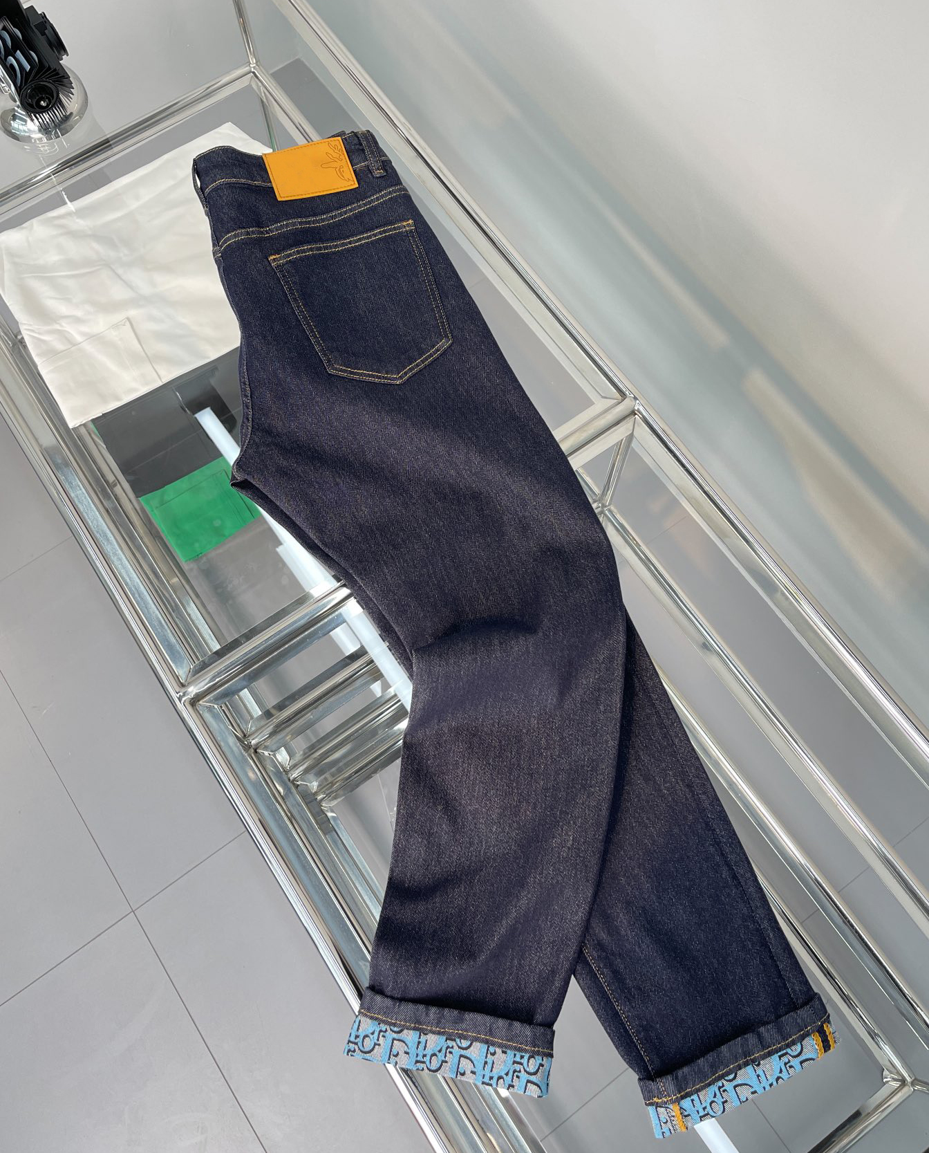 

Spring and summer newest designer jeans ~ high quality comfortable stretch material handsome trousers embroidered jeans mens luxury dark blue casual jeans