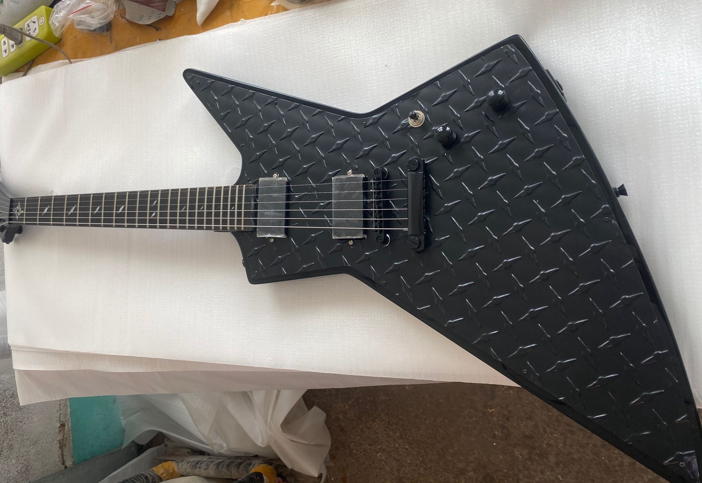 

MX250 James Hetfield Matte Black Diamond Plate Explorer Electric Guitar Ninja Stars Inlay, China EMG Pickups, Super Rare Axe