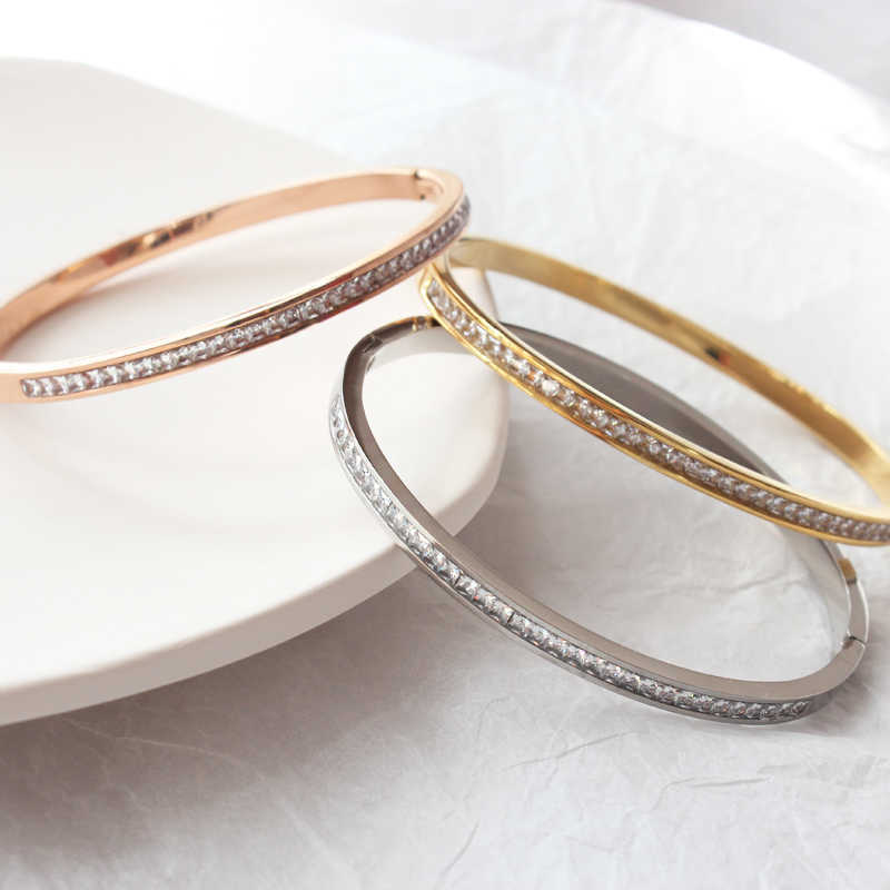 

Stainless Steel Mesh Bracelets Zircon Gold Love Heart Charm Brand Bracelet Bangle for Woman Jewelry Gifts Q0719