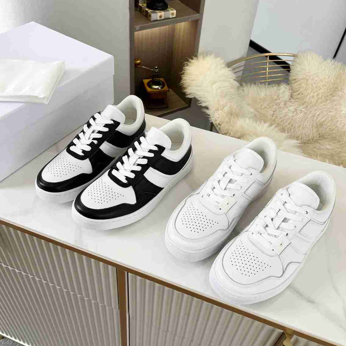 

Famous designer brand shoes couple flat sneakers outdoor travel outing casual shoes