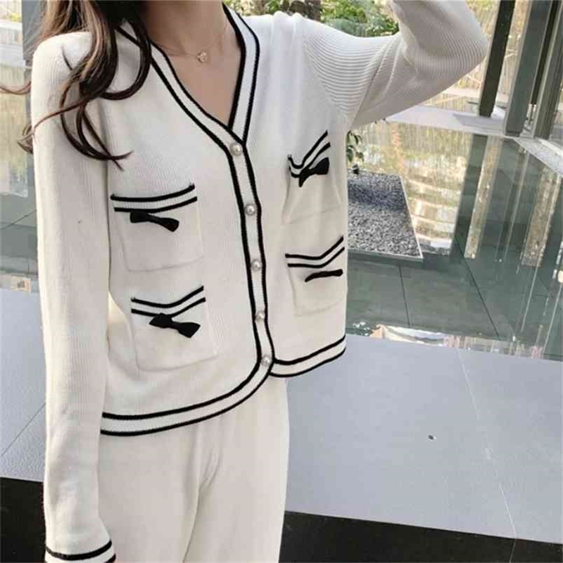 

Spring women's Knitted Tracksuit 2 Pieces Set Fashion V-Neck Long Sleeve Bowknot Cardigan Sweater+ Wide Leg Pant Suits 210519, Black