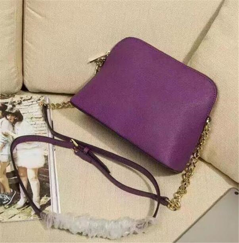 

2021 CHAPEAU SOUPLE Round Bread Handbags Designer Woman Shoulder Bags Classic Embossed Letter Purse Evening Clutch Novelty Bag 42