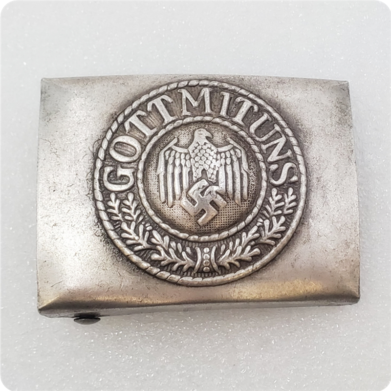 

Type#3_World War II German belt buckles