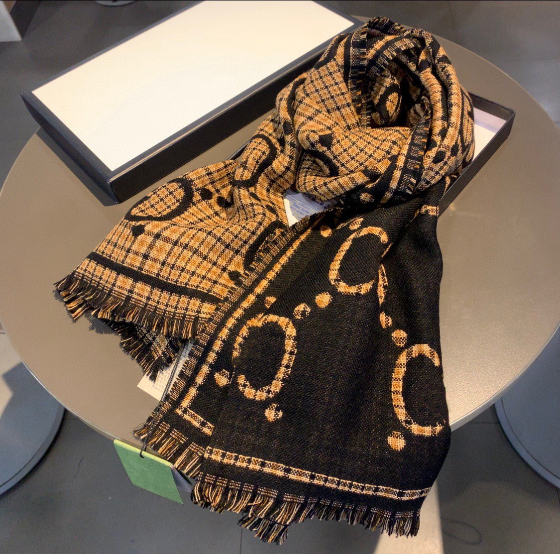 2021 Classic Top Homme Écharpe d'hiver Foulard Pashmina Designers Foulards Mode Cachemire Écharpes Échantillon Échantillon Fol Laine Long Tawl Wr