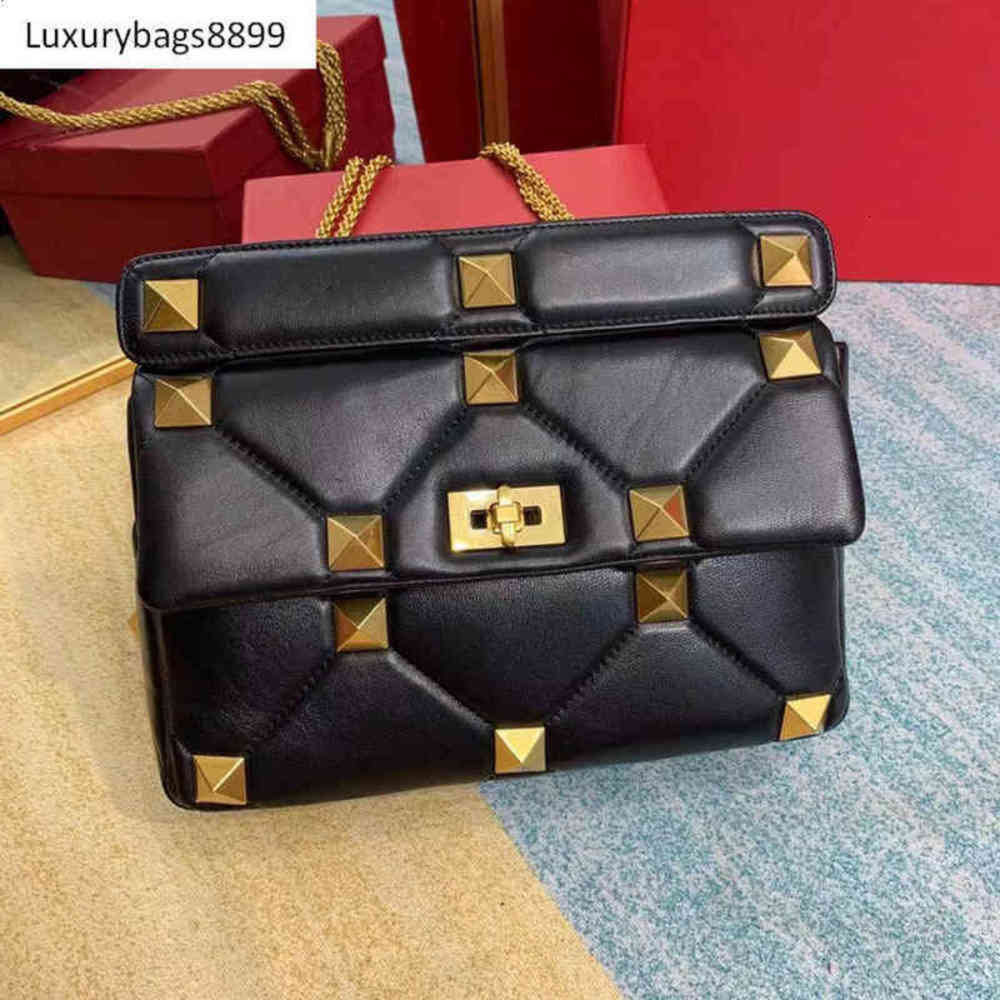 NOUVEAU Sac à bandoulière à motif romain branché Nappa motif avec chaîne de haute qualité Véritable Cuir Rivet Messenger Sacs de rabat classique