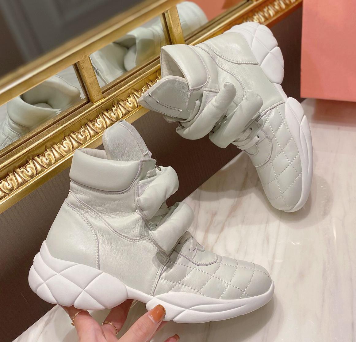 

women Running shoes Matelasse two miu Highest quality High help sports chaussures de designer Platform Christmas Real leather tory Bottes