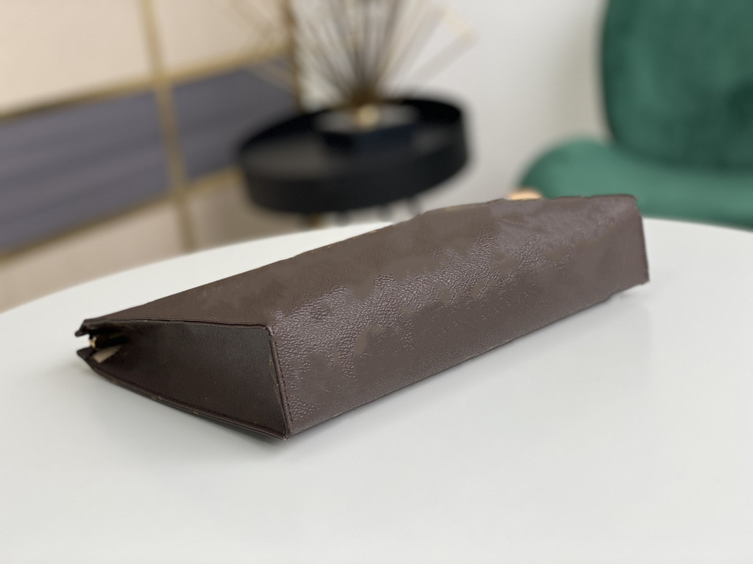 

Retro Classic 2021 High Quality Hand bags Travel Toiletry Pouch Protection Makeup Clutch Women Leather Waterproof Cosmetic Bag For With Dust