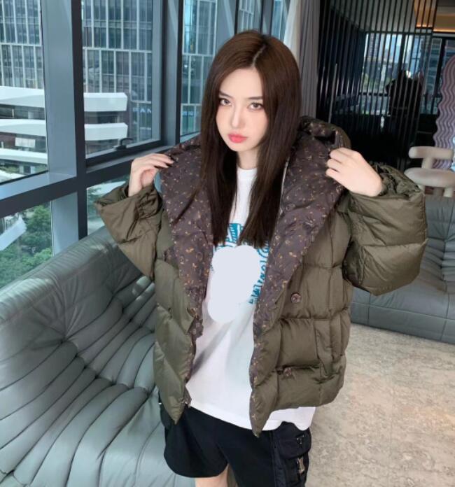 

Winter 2021 Fashion Parisian designer Euro-American women' down jacket high quality Parkas men' hoodie warm comfort monography thickened section, Customize