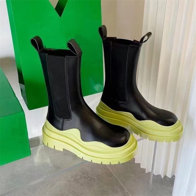 

Luxury Brand Platform Martin boots Thick Bottom Real Leather Ankle Boots Men women round toe short botas Runway design shoes 211105, As show