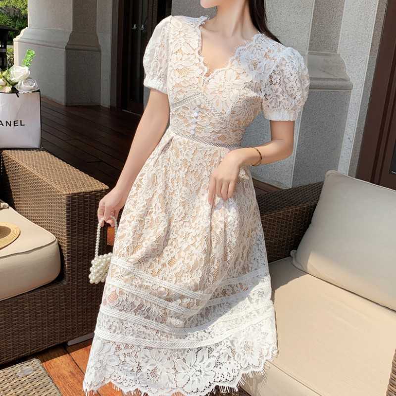 

Runway Summer Ladies Fashion Sexy Lace Hollow out Vintage Dress Elegant Women V-Neck High Waist Midi Female 210526, Photo color