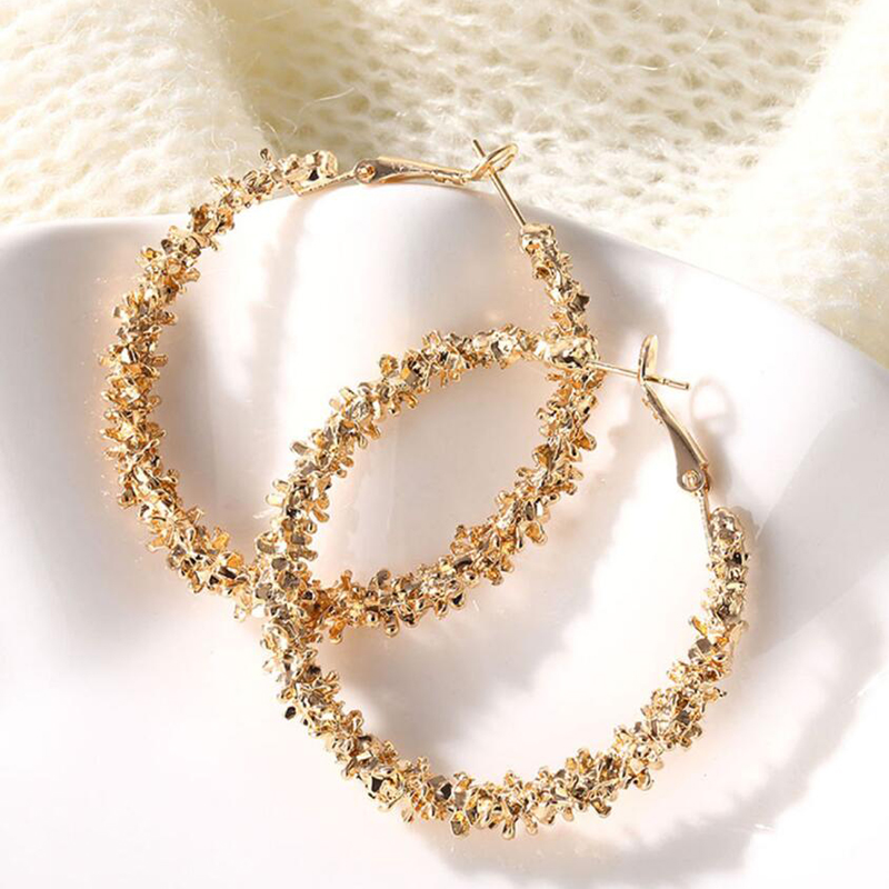 

Big Circle Round Hoop Earrings for Women's Fashion Statement Golden Punk Charm Earring Party Jewelry