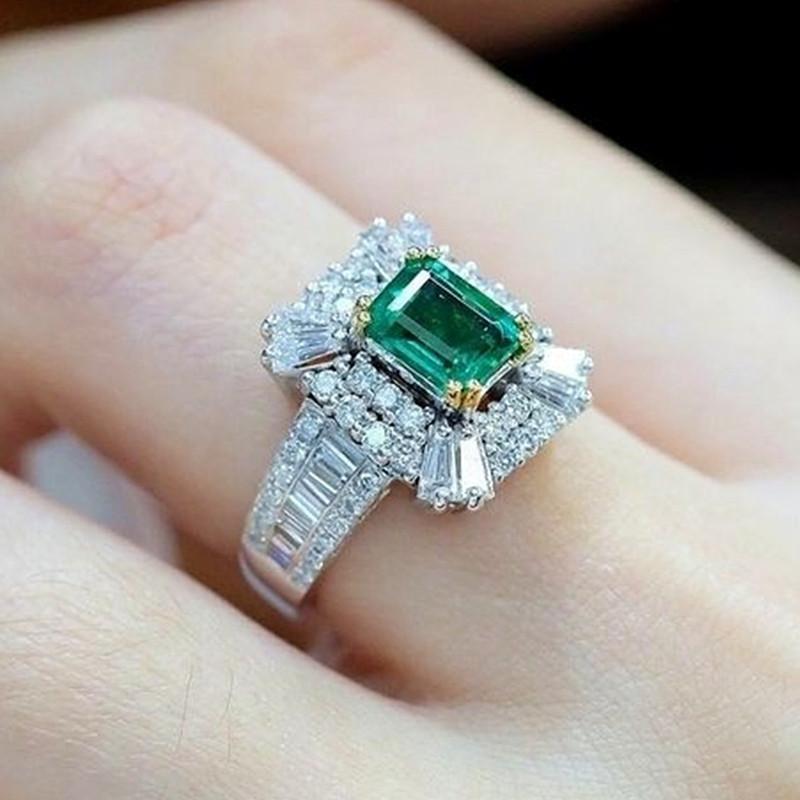 

Cluster Rings Vintage Emerald Gemstones Zircon Diamonds For Women Mujer Green Crystal White Gold Silver Color Jewelry Bijoux Party Gifts