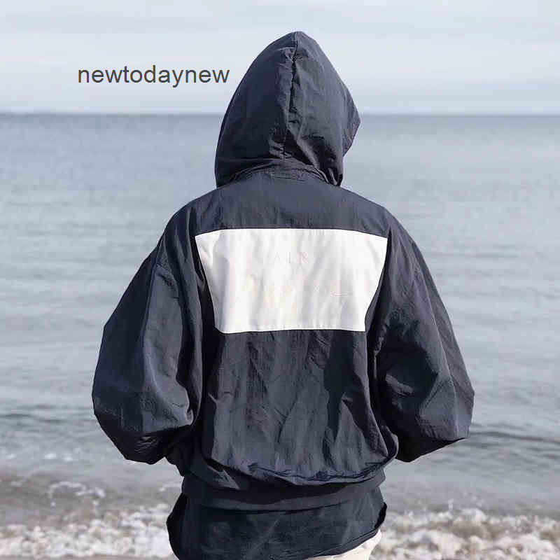 

Right feel of God fog co branded NK windbreaker loose OS stormsuit patch jacket men' and women' fashion md hooded hoodies jacket coats, Black