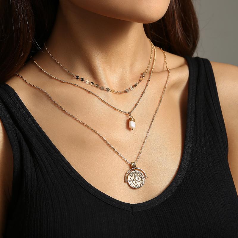 

Chokers Factory Elegant Sweet Multi-Layer Necklace Costume Natural Freshwater Pearl Choker Chain Ancient Rome Round Pendant
