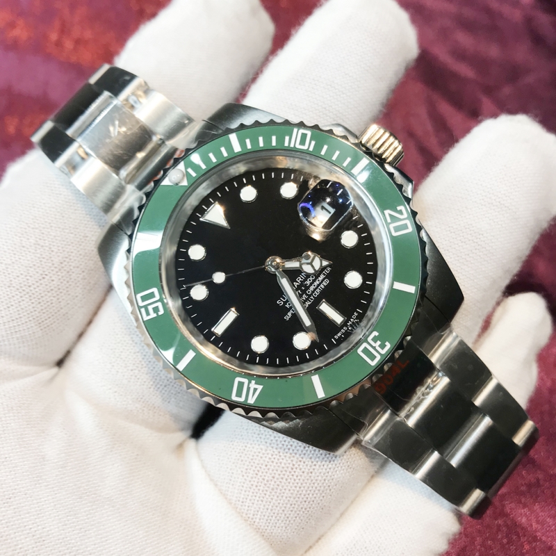

2021 Mens Watches Green Ceramic bezel black dial sapphire glass Luminous Automatic sweeping 904L stainless steel waterproof wristwatches, Box