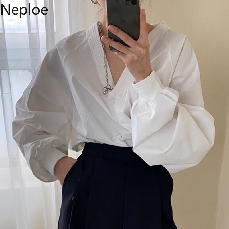 Neploe Korean Women Tops V-neck Lantern Sleeve Elegant Blouses Loose Chic White Shirt Loose Spring Blusas Mujer Woman Clothes 210422