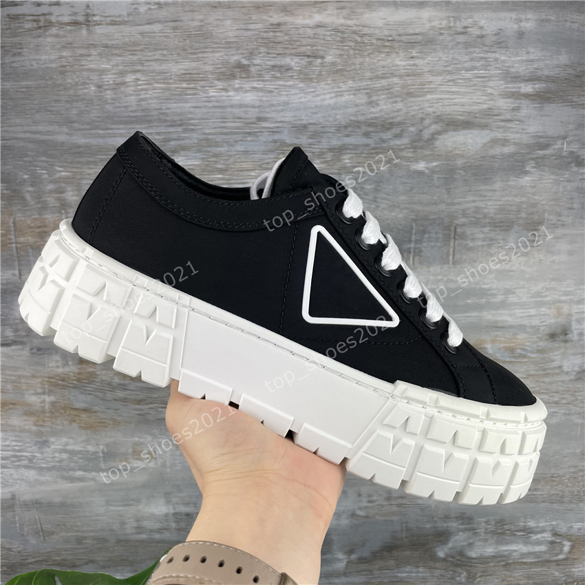 

Top Quality Women Casual Shoes Leather Double Wheel Girl Rubber Cookie Sole Sneakers Nylon Fashion Classic Sports Chaussures Trainers Triangle Mark Loafer Scarpes, Color_01