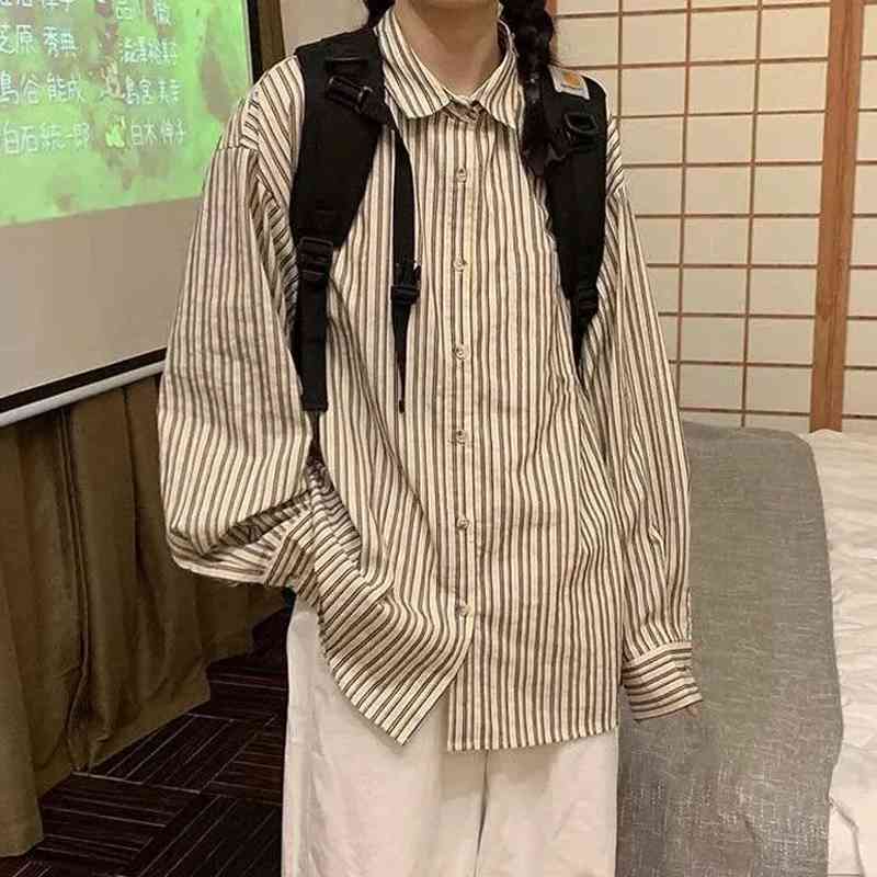 

Spring Street Style Oversize Women's Corduroy Shirt Long Sleeve Striped Ladies Blouse Tops Button Plus Size Loose Clothing 210521, Sku