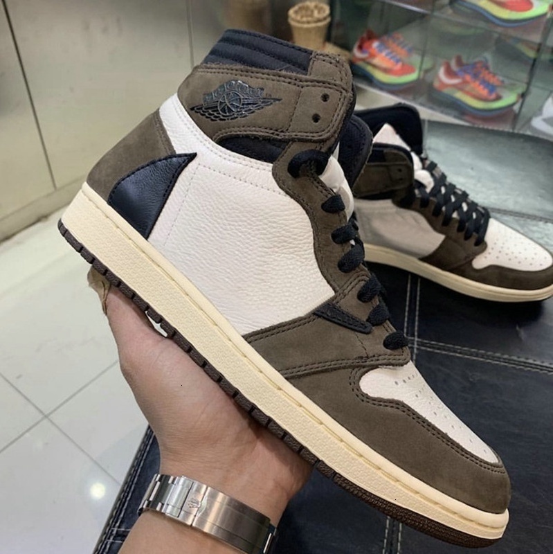 

Travi x 1 High OG Mens Basketball Shoes Dark Mocha Brown designer Sneakers 1s Sports Trainers men with, #1
