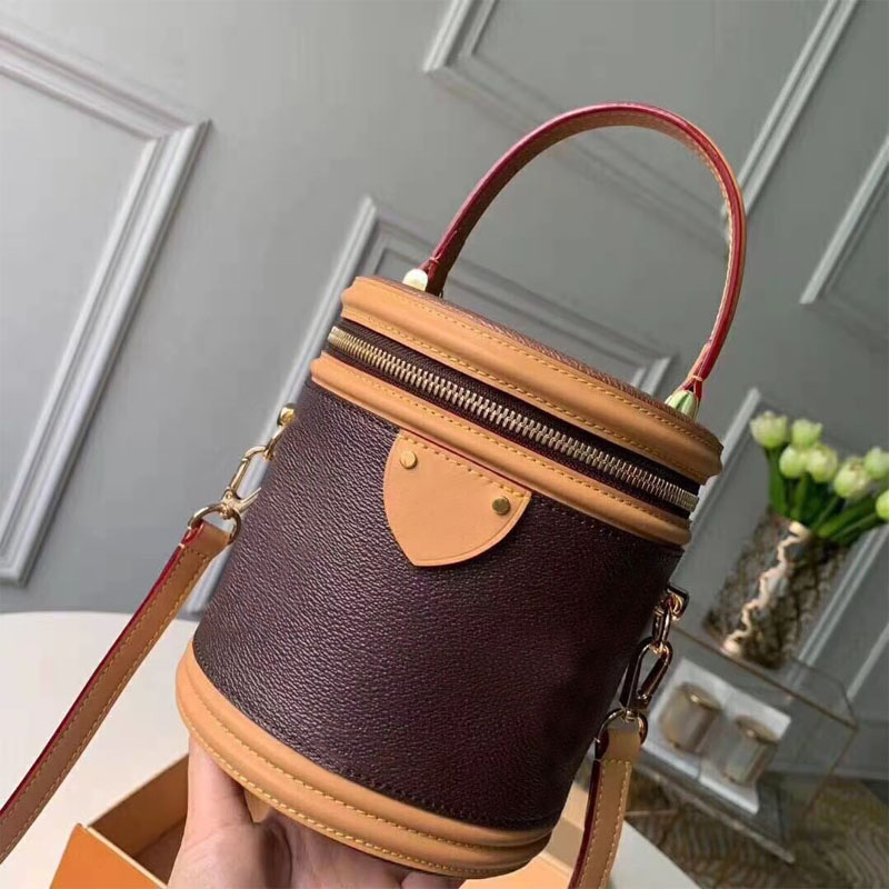 

Fashion Bucket Bag Women Tote Luxury Shoulder bags Letter Chains Canvas Single Interior Slot Pocket Neverfull Designer Crossbody Handbag Zipper Messenger Totes PM, Yellow