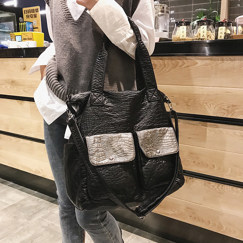 

Big Soft Leather Women Bag Large Capacity Black Crocodile Handbag Casual Shopper Ladies Travel Tote Hobo Bag Shoulder Sling Bags, Black hobo bags
