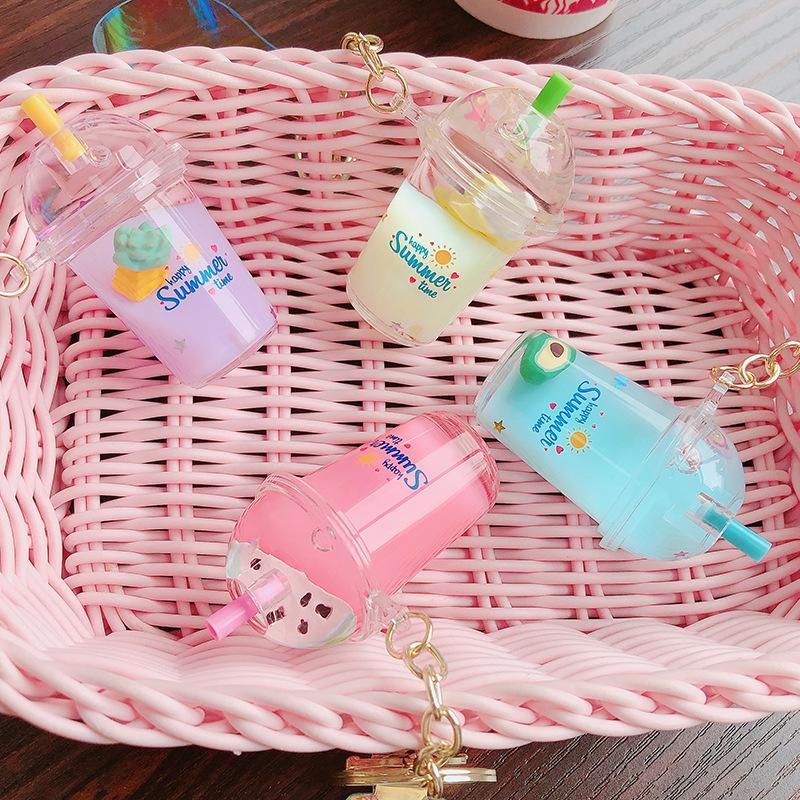 

Keychains Floating Fruit Decompression Keyring Acrylic Milk Tea Cup Keychain Moving Liquid Quicksand Key Ring Car Bag Pendant Women Gift