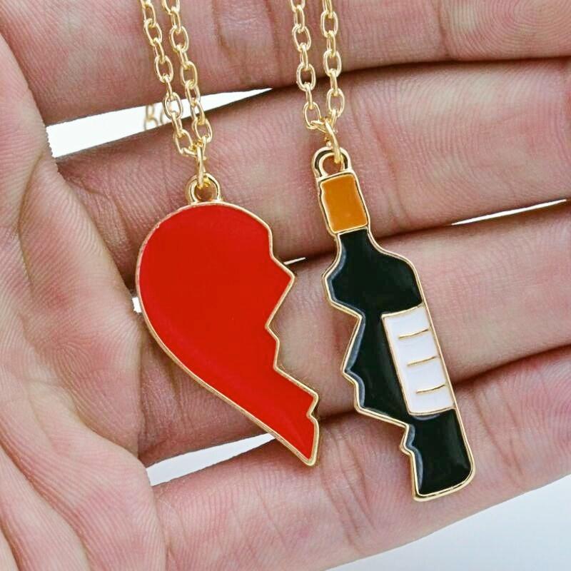 

Pendant Necklaces Couple Cracked Heart Wine Bottle Shape Red Necklace Friends Forever Women Men Gift Wholesale