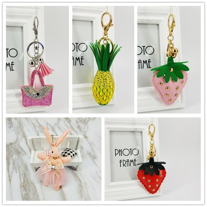 

Keychains Fashion Pineapple & Strawberry Fruit Keychain, Women Bag Pendants Decoration For Car Accessories Key Ring, 1PC