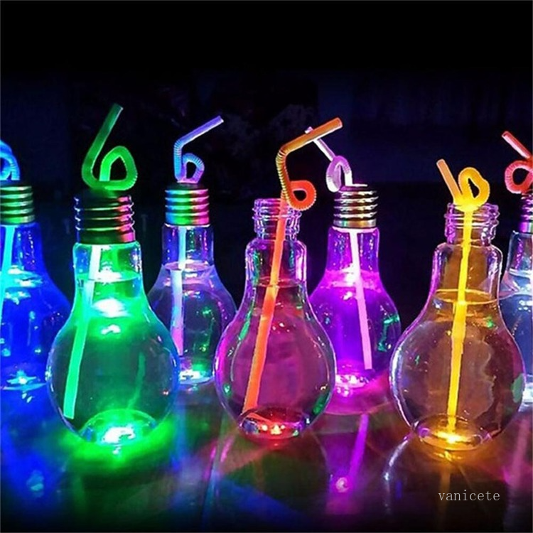 

LED Light Bulb Water Bottle Plastic Milk Juice Water Bottle Disposable Leak-proof Drink Cup With Lid Creative Drinkware By Sea T2I52150