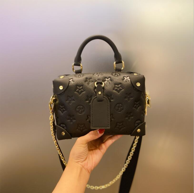 

Top High-quality Women Retro soft box embossed bag handbag fashion luxury Designer shoulder messenger female bale Boston pillow bags