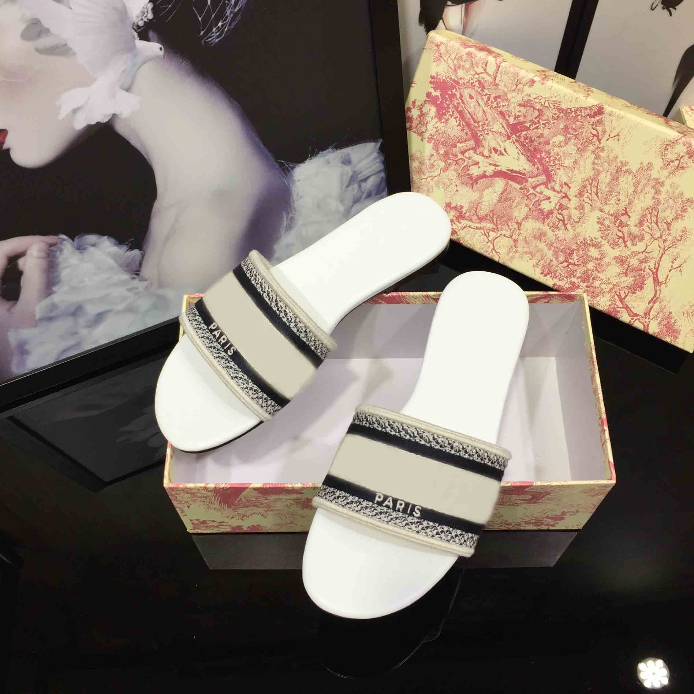 

classic Designer women slipper weaving womens sandals Paris Embroidered Loafers Summer beach stripe flip flops flat slippers high quality 35-42 With the box