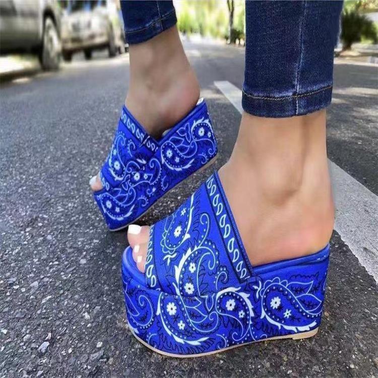 

Large Print Thick Soled Slippers 2021 Slope Heel Women's One Line Open Toe, Black