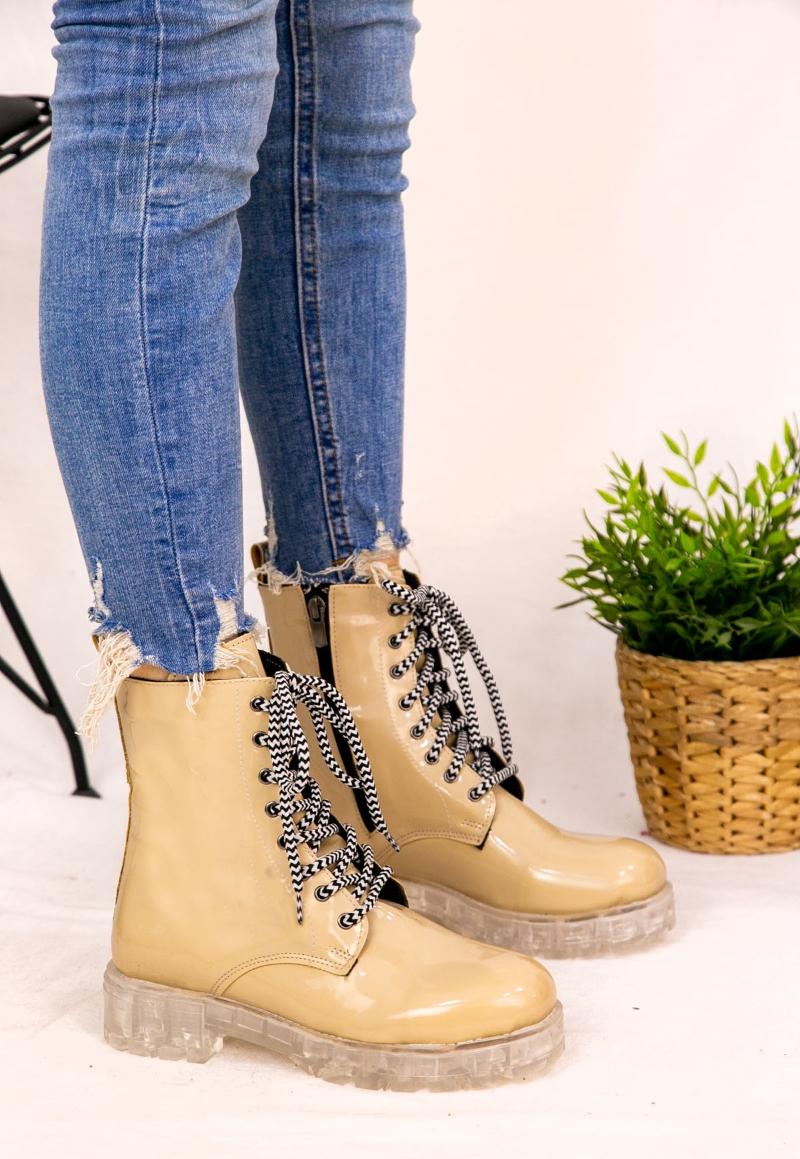 

Gamin Mink Japanned Leather Transparent Floor Boat Boots, Black