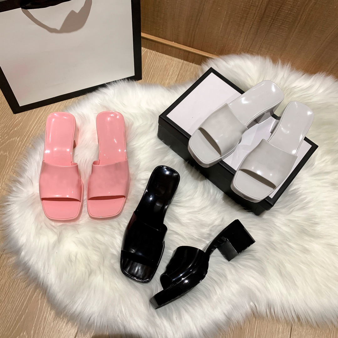 

Leather smooth sandal brand luxury fashion sandals High quality slipper 3 colors with box wholesale flip flop, Pink