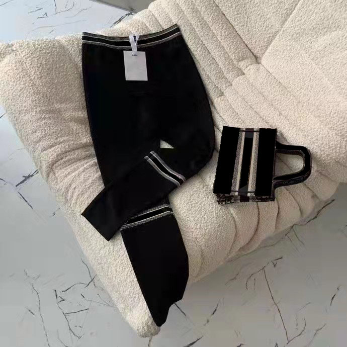 

Women Track Pants Leggings Fashion Style Sweater Bottom Street Wears Loose Lady Slim Capris Bottoms Letters Printed Side Pattern Trouse Pant High Quality, Long