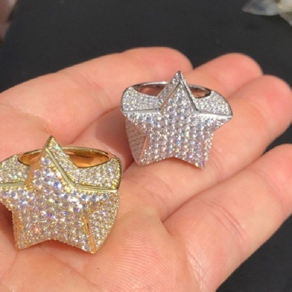 

Hip hop diamond studded five-pointed star ring