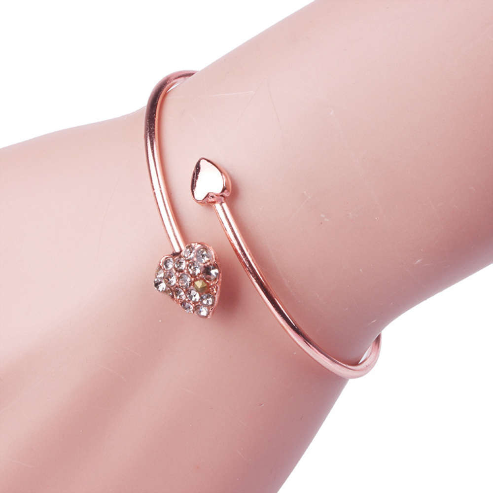 

Hand catenary shaped love opening gold plated bracelet Korean version full diamond simple fashion gift Peach Heart Bracelet, Golden;silver