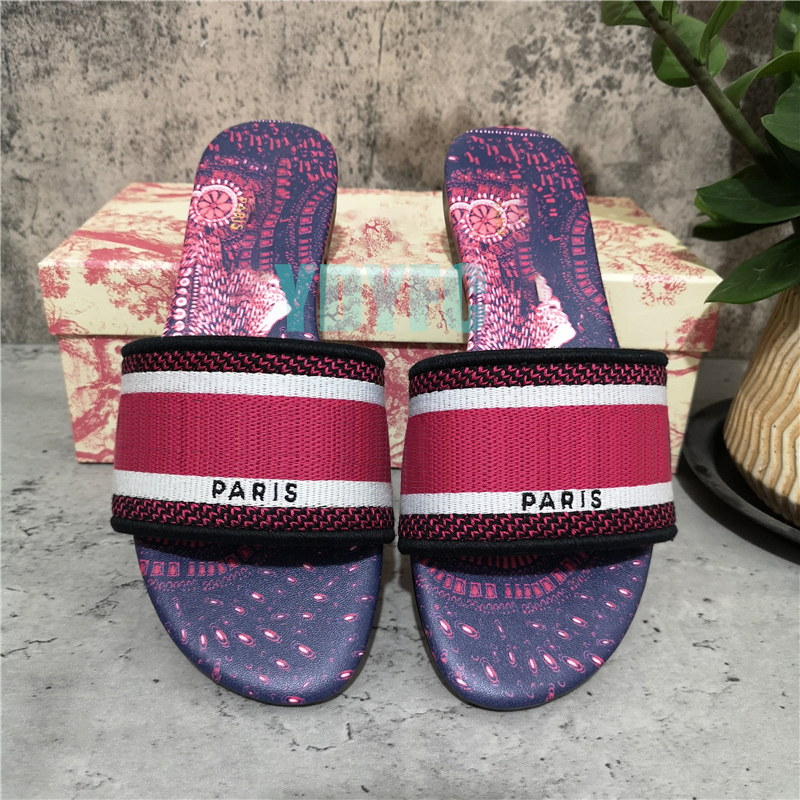 

2021 Women Slippers Fashion Flip Flops Embroidery Sandal Floral Brocade Striped Beach Genuine Leather Dazzle Flowers Slipper with box, Colour-19