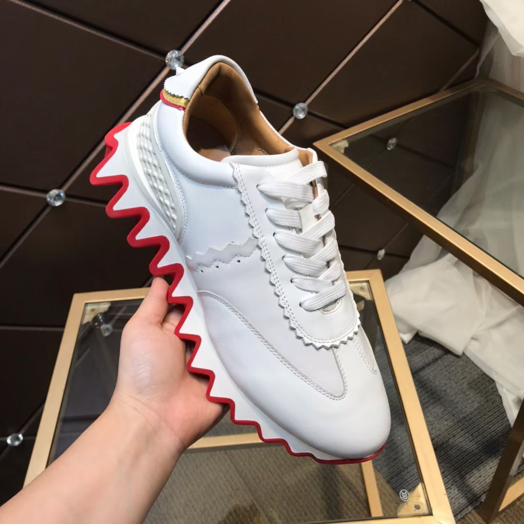 

New Mens Redshoes Rivet Ears Fashion Leather Top Quality Womens Flat Bottom Casual Shoes For Party Lovers EU35-46 mkjAA0001