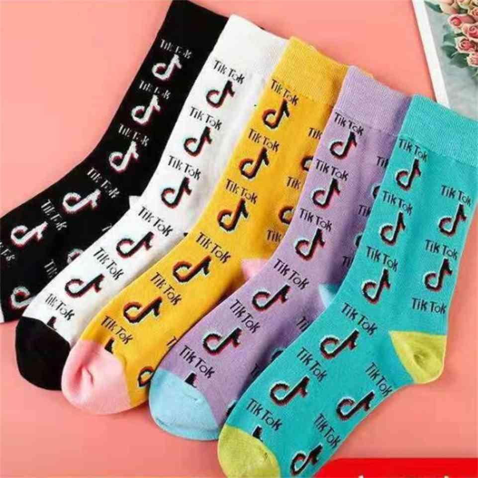 

With Musical Note TIK TOK Socks Kids Children Autum Winter Mid-calf Length Sock Teenages Boys Girls Full Printing Sports Casual Stocking Christmas Gifts, Black