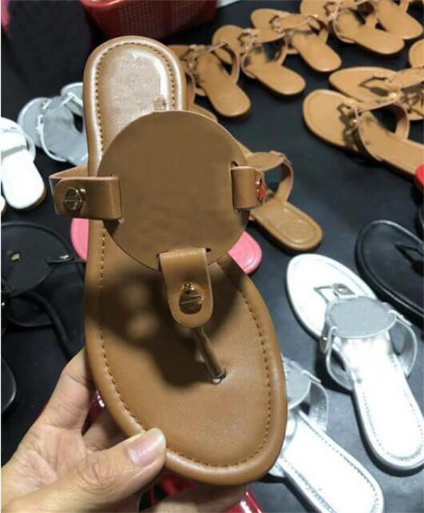 

2021 Fashion classic High quality Genuine Leather Brand Women sheepskin Thong Sandals Summer Women leisure Beach Sandals Famous Flip Fllops, Black