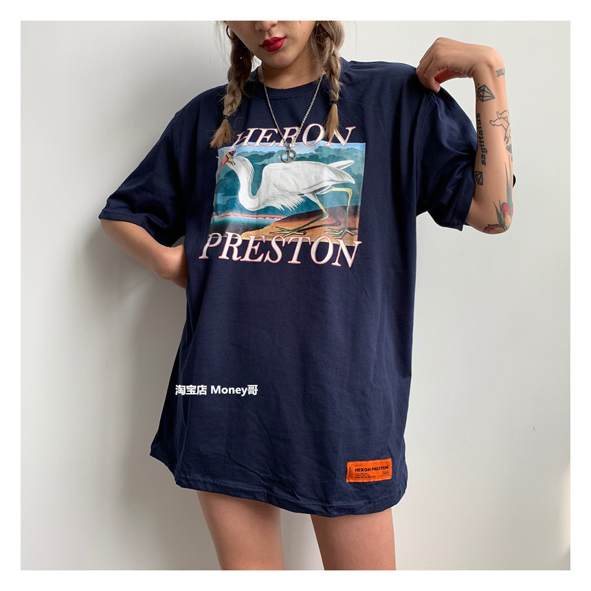 

Fashion brand Heron crane high street super fire Wu Yifan same loose couple short sleeve t-shirt men's fashion, White;black