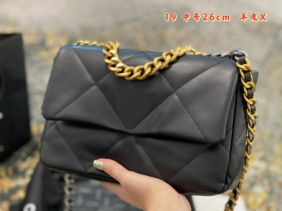 

Luxurys Designers Womens Medium 19 Classic Bags Lambskin 7 Colors Interwoven Chain Totes Series Crossbody Quilted Multi Pochette Shoulder bag Shiny Handbags, White