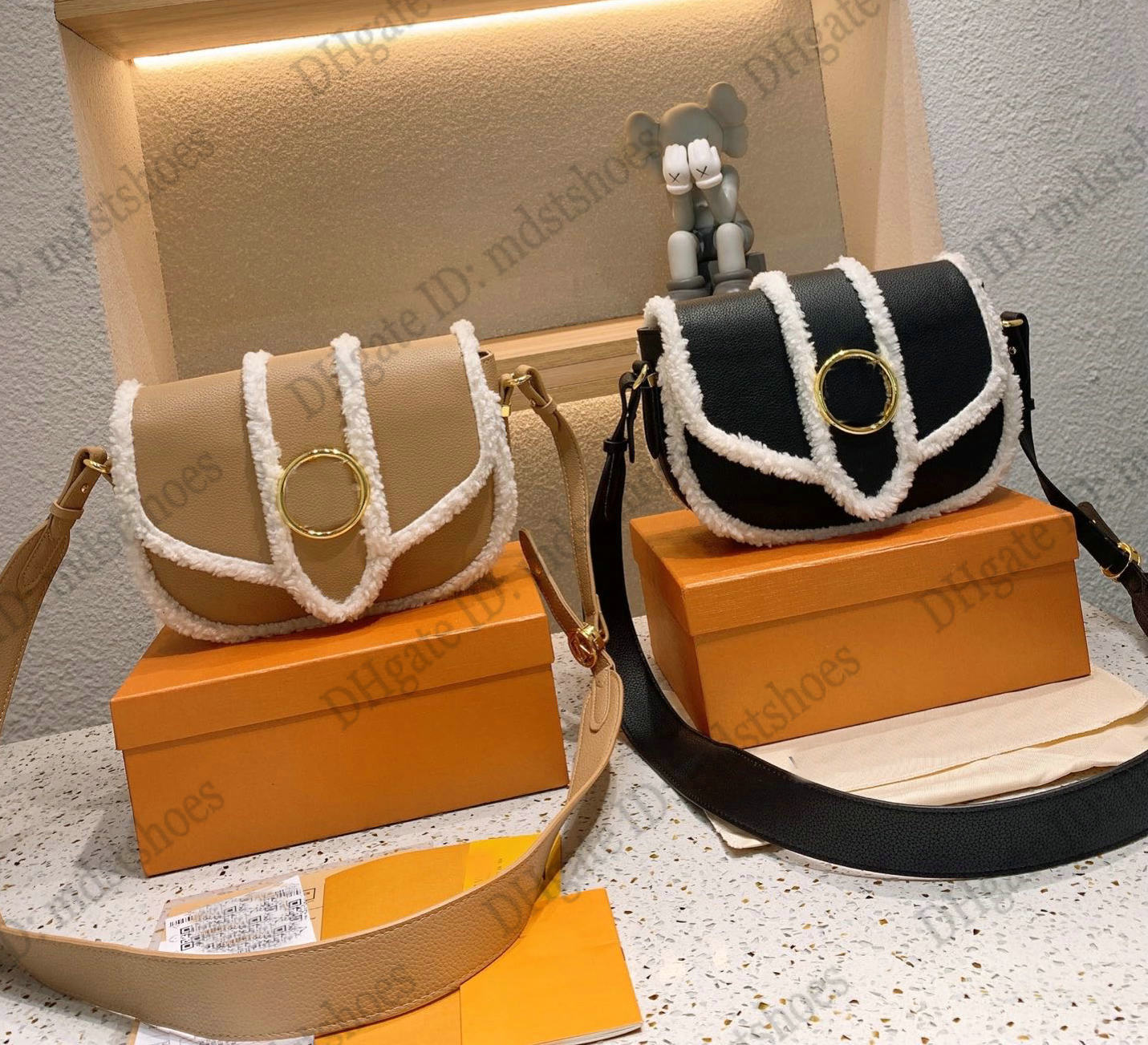 

Fur Pont 9 Soft PM MM Wool Bag Womens Designer Shearling Grained calf leather Handbag Shoulder Bags Luxurys Teddy Cross Body