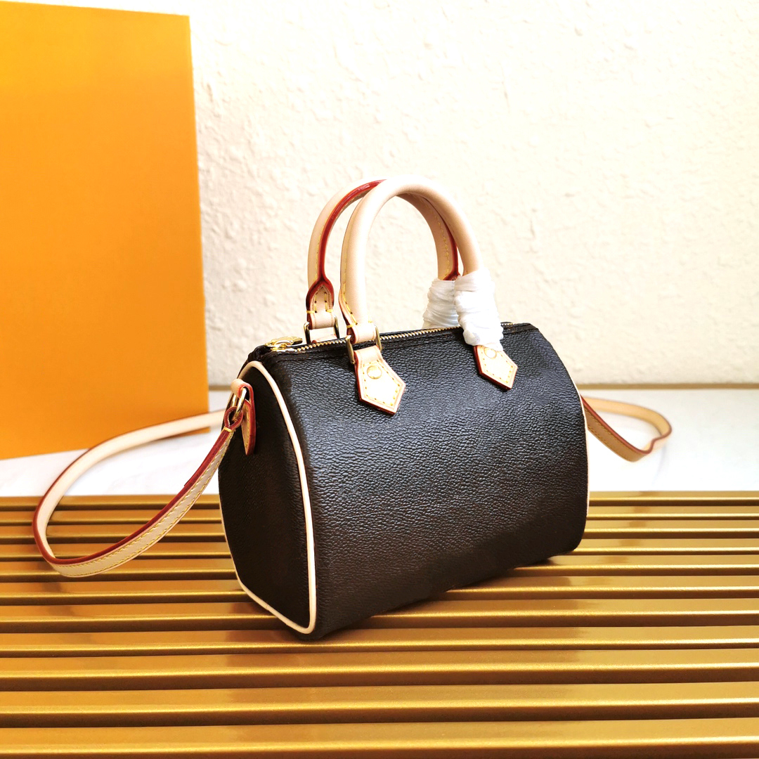 YQ Men Duffle bags Designers Women Travel Purse Hand Luggage Pu Leather Handbags Cross body Bag Totes 30cm Outdoor backpack suitcase