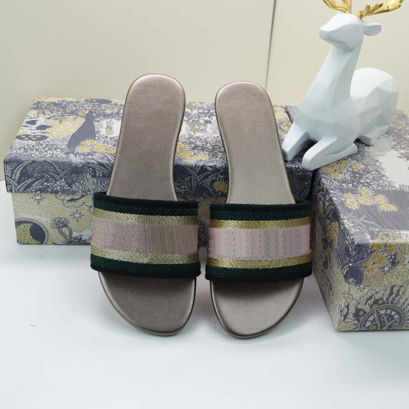 

Embroidery Sandals Women Slippers Summer luxury Flat Slides Ladies Beach Sandal Party Wedding Oran Slipper, Original box