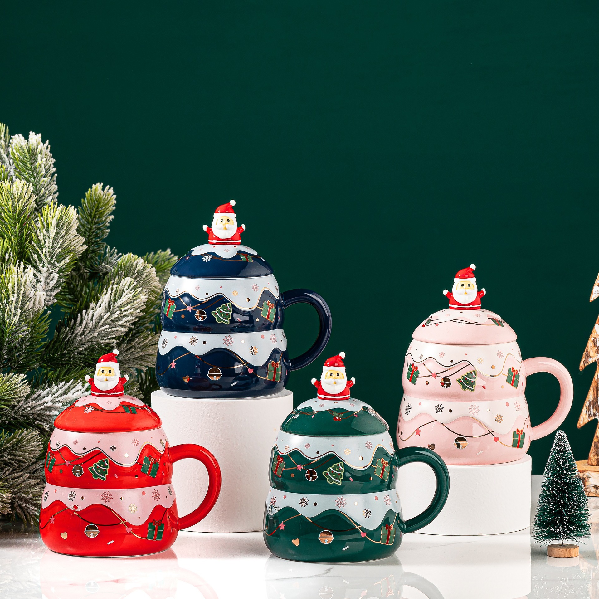 

Christmas Cup Fashion Colored Glaze Cup With Cover And Spoon Porcelain Coffee Office Cup Can Be Customi