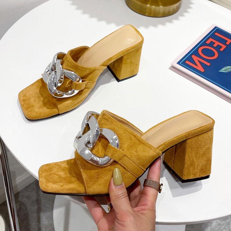 

2021 Summer Women's Slippers Fashion Big Chain Designer Thick High Heels Gladiator Sandals Square Toe Slip On Mules Female Slide, Brown