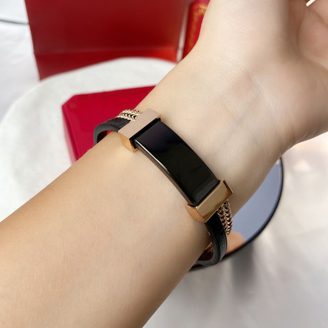 

Chain Bracelet Unique Personality Design Letter for Unisex Fashion Belt Bracelets Cool Beauty Jewelry Supply, Black