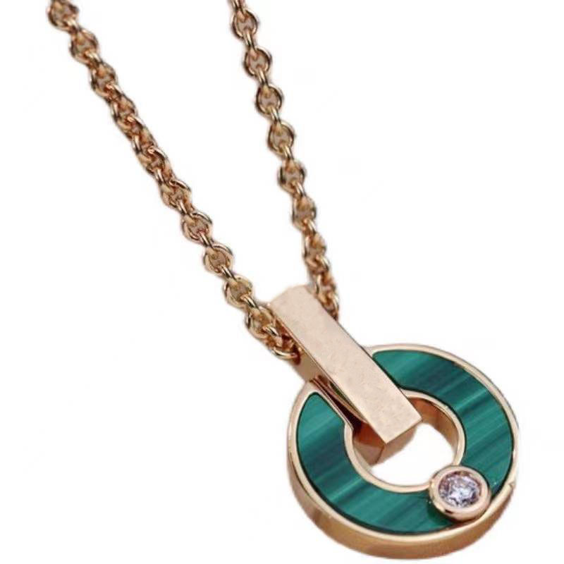 

Luxury Fashion Diamond Necklace Classic Baojia Mother-of-Pearl Round Green Pendant Design Jewelry Original Packaging Gift Box